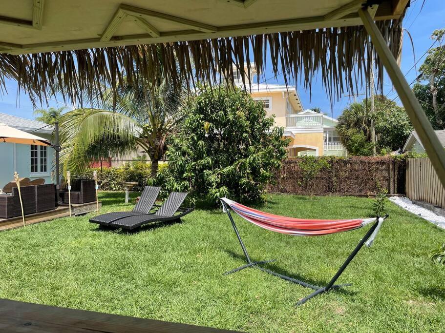 Hot Tub, Tiki Bar, Outdoor Shower, Near Intercoastal Waterway! เวสต์ปาล์มบีช ภายนอก รูปภาพ